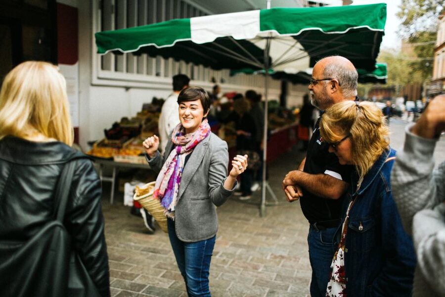 Toulouse: Victor Hugo Market Guided Food Tour with Tastings - Wine tasting near Toulouse: at least 2 wines and obscure grapes