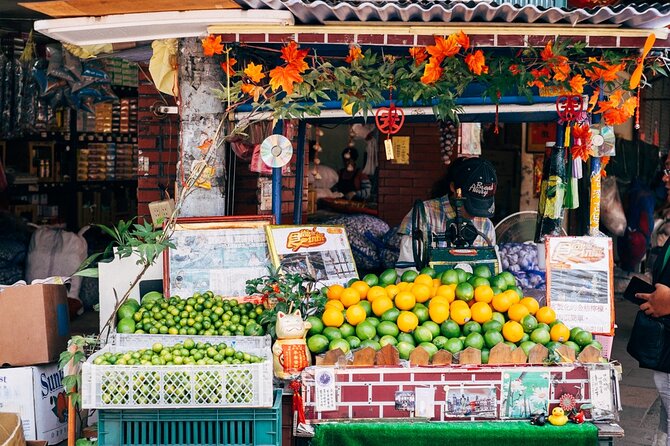 Traditional Old School Taiwanese Food Tour - Dihua Street: where the tour really eats