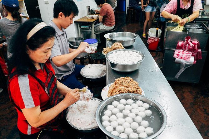 Traditional Old School Taiwanese Food Tour - What the included meals actually feel like