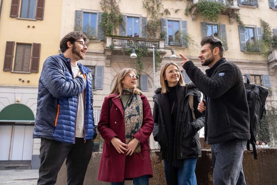 Turin: Aperitivo & Street Food Tour Delights with a Local - Who should book this Turin aperitivo & street food walk