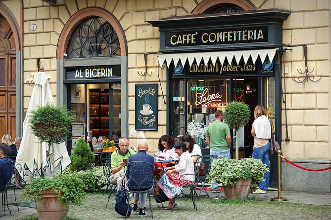 Turin Sweet & Chocolate Walking Food Tour by Do Eat Better - A 2.5-hour Turin sweet-walk, from Giardino Sambuy to Piazza C.L.N