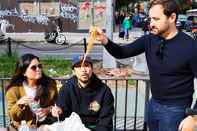 Ultimate Chinatown Walking Food Tour in New York City - A 3-hour Chinatown snack circuit with five restaurant stops