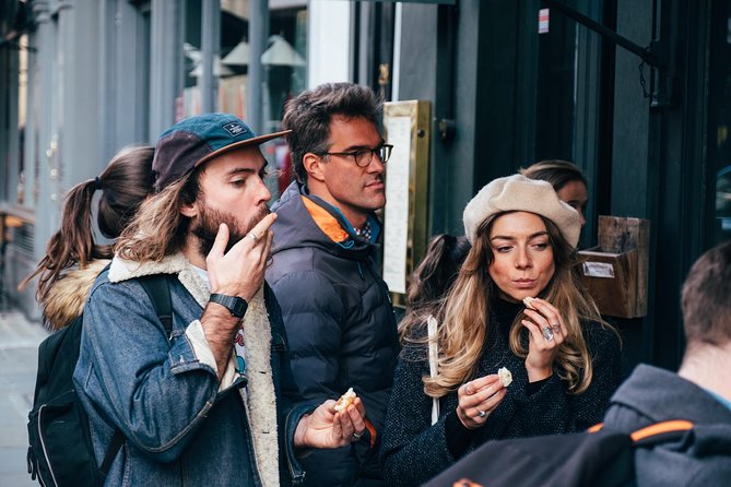Ultimate London Cheese Crawl : Guided Food Tour - Walking from Green Park into Mayfair cheese country