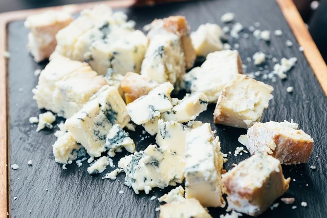 Ultimate London Cheese Crawl : Guided Food Tour - Covent Garden finish: the perfect moment to shop, not just taste