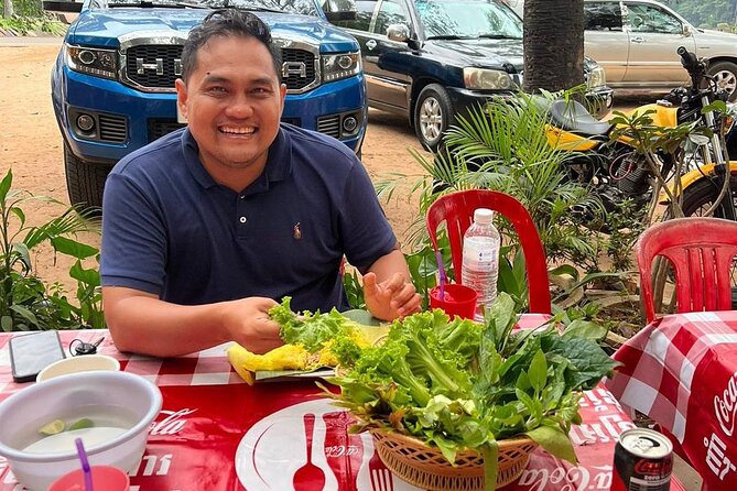 Ultimate Siem Reap Food Tour (10 Locals Tasting with Drinks & Transport) - Pickup at 5:30 PM and how the private tour experience feels