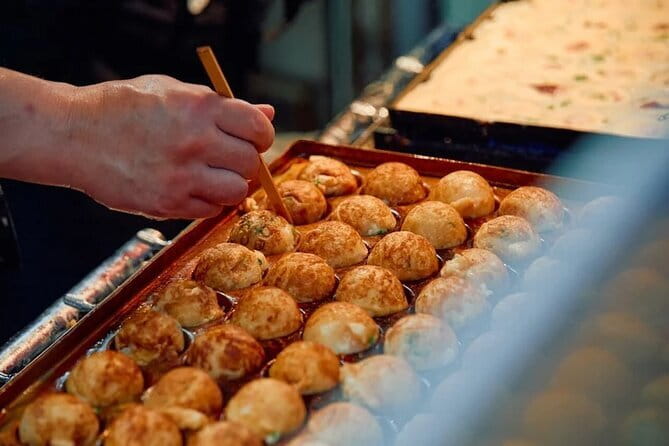 Umami Town Street Food Tour - Stop 1: Osaka Tenmangu Shrine Before You Eat