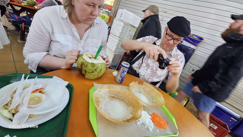 UNESCO Hawker Culture: Chinatown Food Tasting Tour - Yip Yew Chong Murals, Traditional Coffee Shops, and Ann Siang Hill Photos