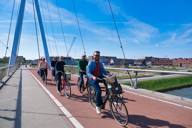 Utrecht Food Tour on a Bicycle with local guide - Laag Catharijne start: bikes, safety, and getting rolling fast