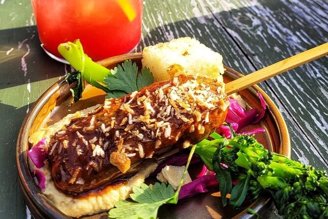 Utrecht Food Tour with local guide - Stop 5: BROEI for seasonal vegetarian plates with weekly menu changes