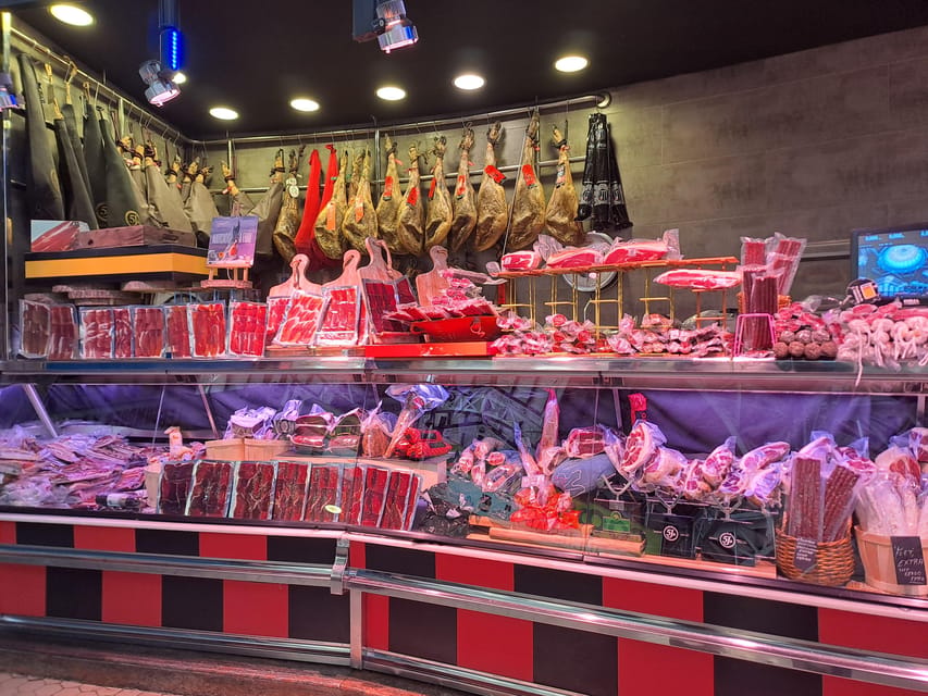 Valencia: Authentic Tapas & Drinks with a Local - Starting at Plaça del Comte de Bunyol: Getting Oriented Fast