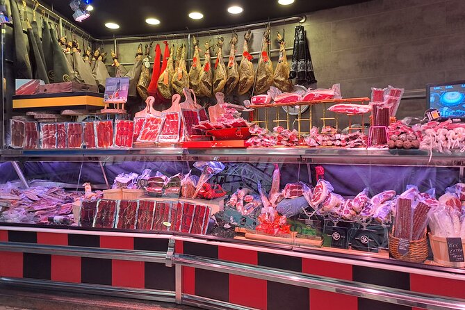 Valencia Food Tour: Tapas, Drinks and Delights with a Local - Plaça de la Reina and the sweet finale with horchata and fartons