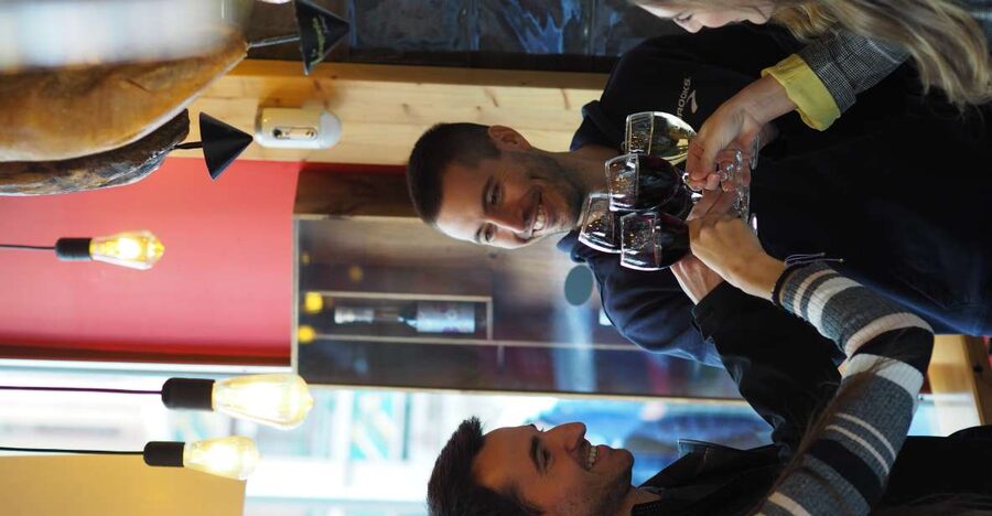 Valencia: Morning Food Tour with Central Market Visit - Eesmorzaret at a local bar: where the ritual becomes real
