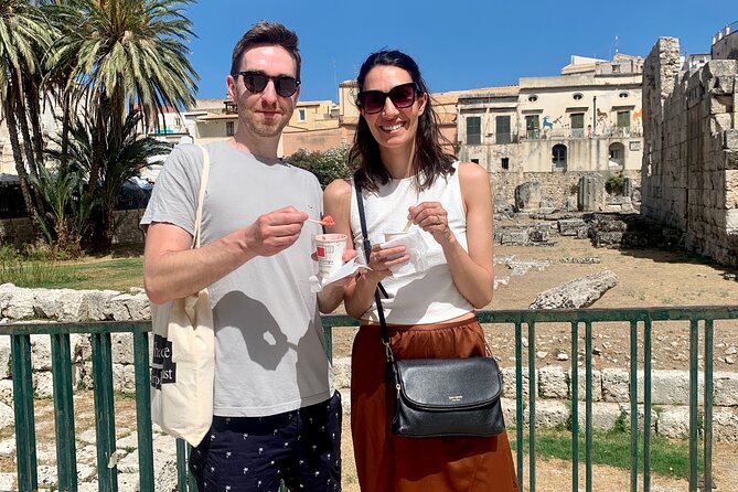 Vegan Street Food Tour - Corso Matteotti and Fontana di Diana: Streets, Plazas, Myth