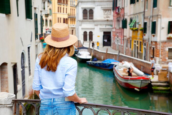 Venice Cicchetti, Spritz and Wine Tour with a Local Guide - Vegetarian options, but allergy planning needs care
