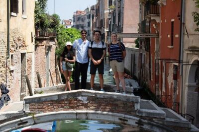 Venice Food and Wine Tasting Tour with a Local Guide - What you’ll actually eat in Centro Storico