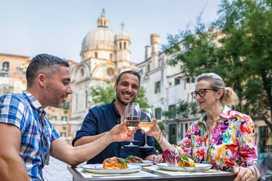 Venice Food Tasting Tour: Bites, Wine, Dinner & Local Guide - Venice food in 3 hours: why Cannaregio works