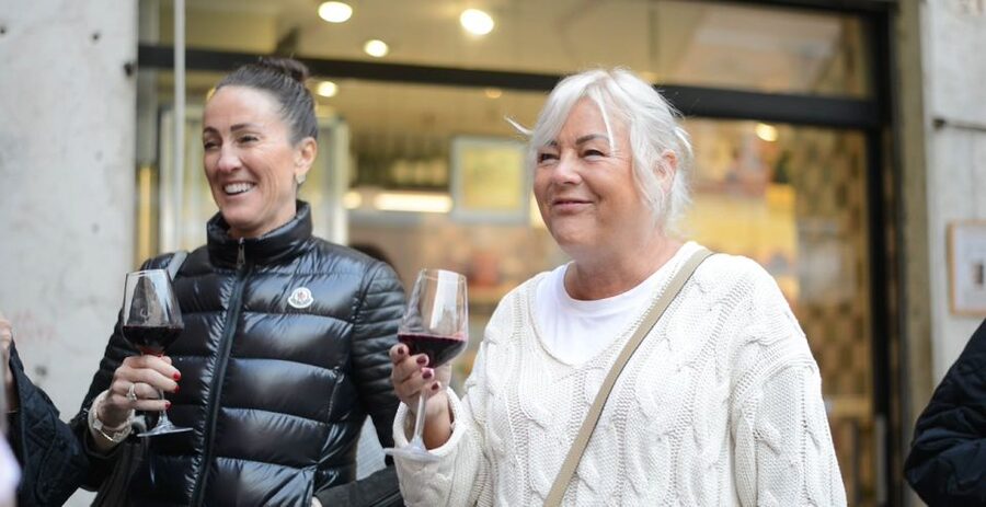 Venice: Food Tasting Tour with Cicchetti and Wine - The 3 districts walk: why the neighborhood choice matters