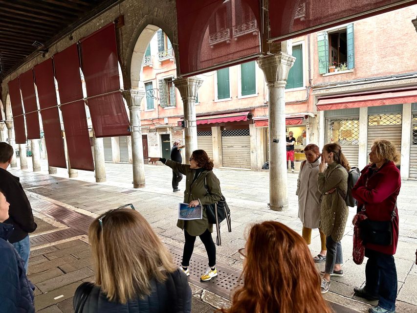 Venice: Guided City Highlights and Street Food Tour - Cicchetti Stops: What You’re Really Eating and Why It’s Fun