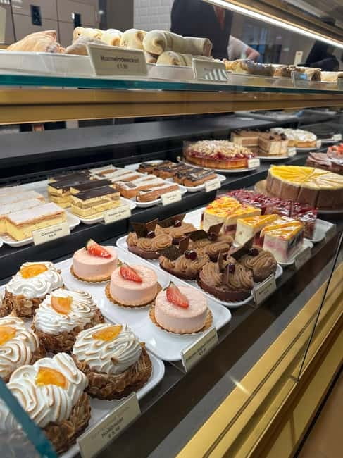 Vienna: The Ultimate Full Meal Austrian Food Tour - Meeting at Lessing-Denkmal: how to start without stress