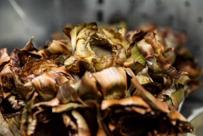 VIP Rome Golf Cart Food Tour with Eating Europe - Trastevere encore at Trattoria Da Enzo: Jewish-style artichokes to go