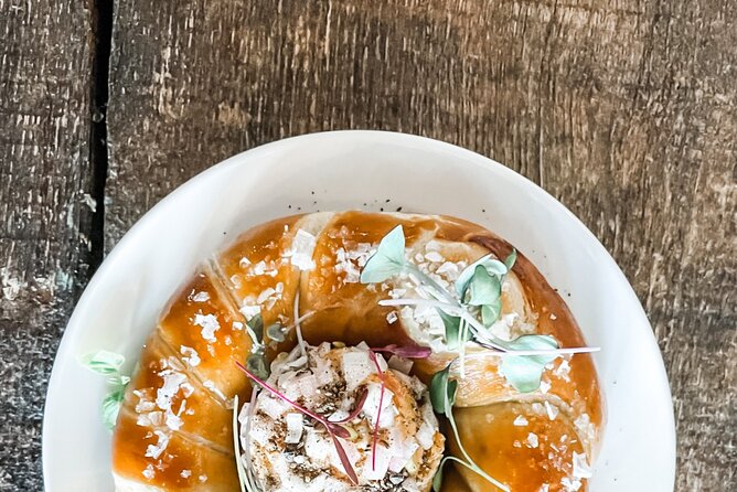 Walking Food Tour Downtown Lexington - The Food: Kentucky Favorites and Modern Comfort Bites