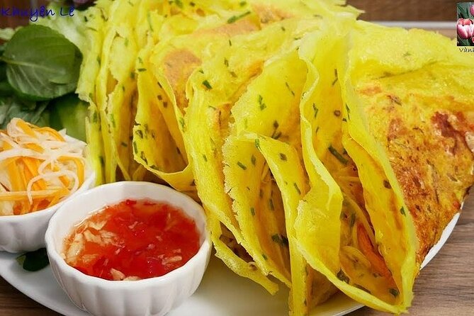 Walking Street Food Tour in Hanoi and Train Street - Meeting the Tour: Start Smart at 44 P. Hàng Bông