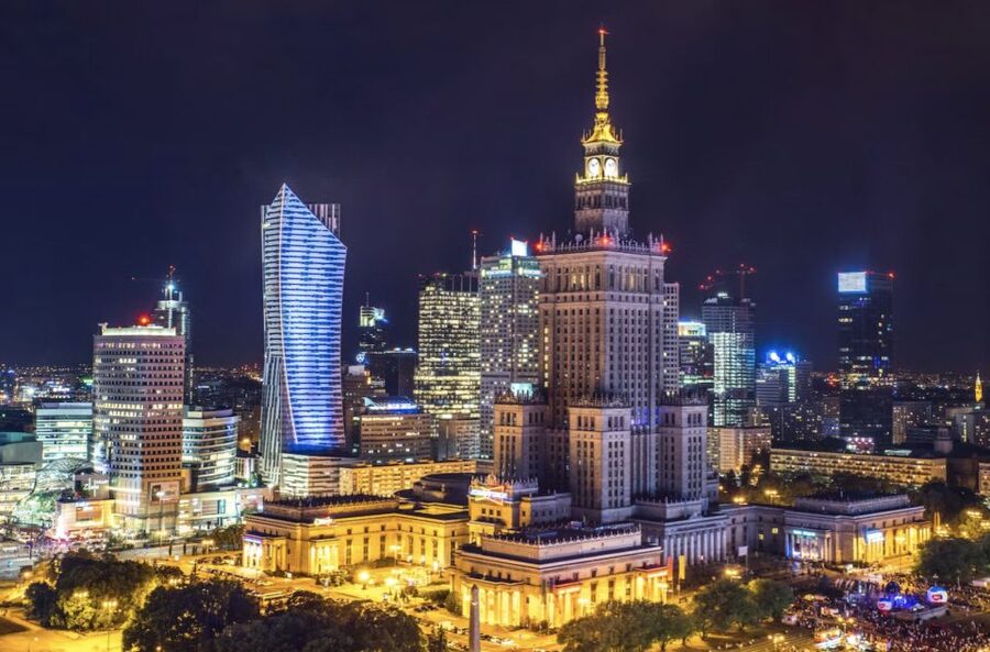 Warsaw: Polish Food Tour - Stop 1: Kickoff around Kamienica Johna