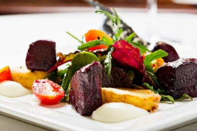 Whistler's Hidden Gems Tasting Tour - 4 Restaurants 1 Fun Evening - The guide + small group setup (and why it changes the vibe)