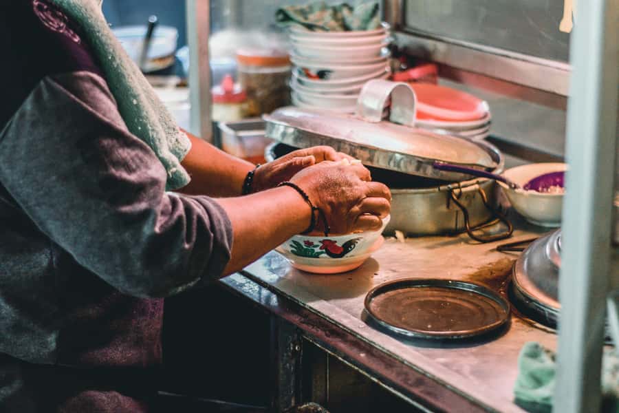 Yogyakarta: Guided City Walk and Food Tour - A Local Restaurant Break: Regional Food and a Breather Mid-Tour