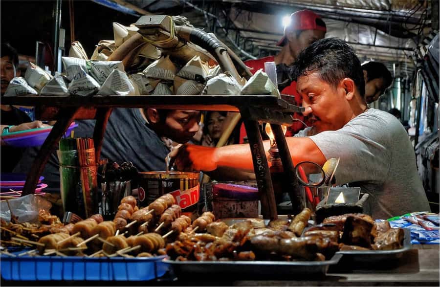 Yogyakarta: Night Walking and Street Food Tasting Tour - A night walking food tour that starts with orientation, not just snacks