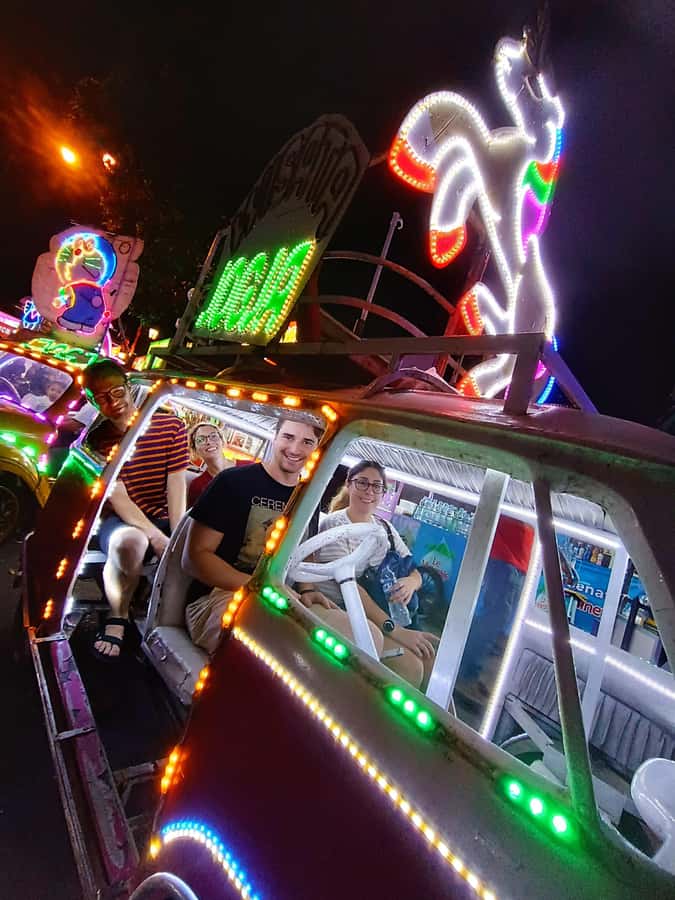 Yogyakarta: Nighttime Walk and Food Tour - Titik Nol Kilometer: snacks plus quick orientation for the rest of the night