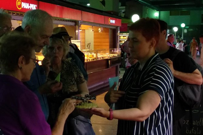 Zagreb Walking Food Tour - Sightseeing - Dolac Market Visit - Stop 1: Quahwa Coffee Start (25 Minutes)