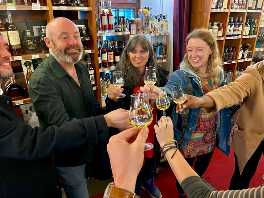 Zurich: Food Tour of 8+ Tastings with Cheeses & Chocolates - Meeting Point at Bellevue and the Easy Start